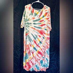 Price Drop- Torrid super soft knits stretchy multicolor tie dye T-shirt dress.